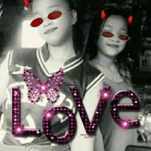 Riss Mae Militares profile icon