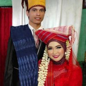 Tri Suci Intan Sari profile icon