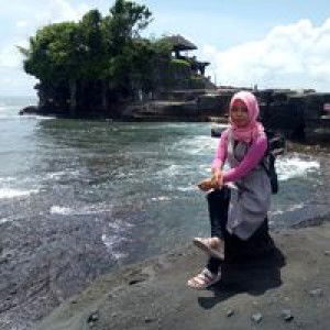 Lely Wahyu Puspitaningrum profile icon