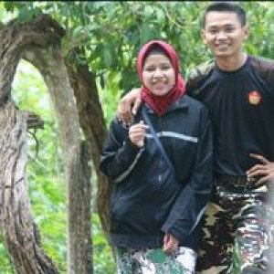 Laras Fitri profile icon