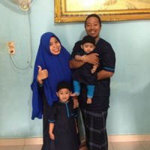 Sri Januariza profile icon