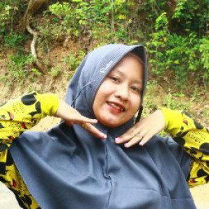 Indah Suryaningsih profile icon