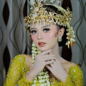 Naa Lisna profile icon