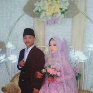 Okta Tari Ana profile icon