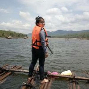 แม่น้อง เอญ่า พี่เอริ์น profile icon