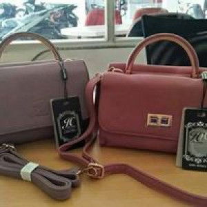 Iin Wahyuningsih profile icon