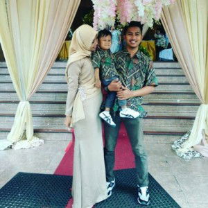 happy family profile icon