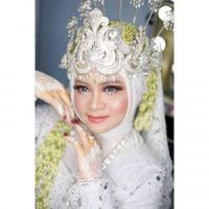 nur Kholifah profile icon