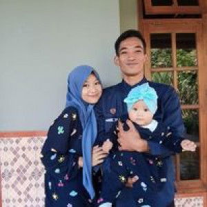 MelyNia Dwi Risky profile icon