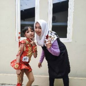 Dewi Nurma profile icon