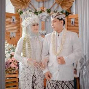 Rini Ristiani profile icon