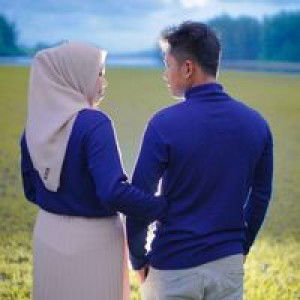 Indri Fitriani profile icon