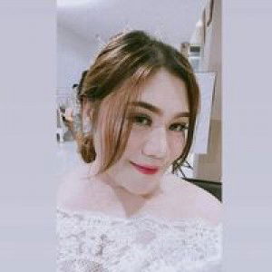 Atria Meydelin Ampow profile icon