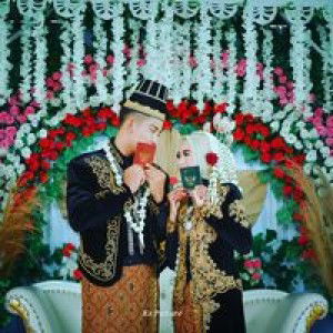 Maya Novitasari profile icon