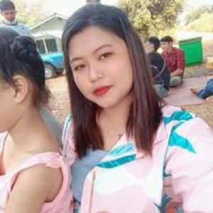 Praew Sirikron profile icon