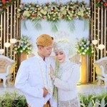 Vhivii Andriani profile icon