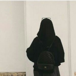 Dwi Rizqi Wulandari profile icon