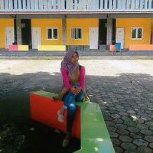 Yuli Yanti profile icon