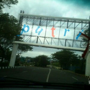 Putri Yannur profile icon