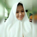 Risma Wati profile icon