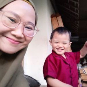 Titin Nursoliha profile icon