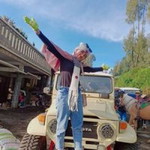 Putri Tunggal profile icon