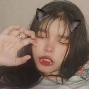 Luluk Indrayani profile icon