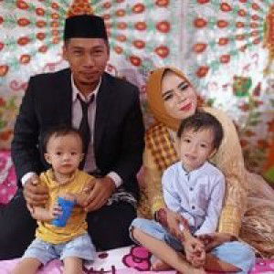 Futry Mahajaya profile icon