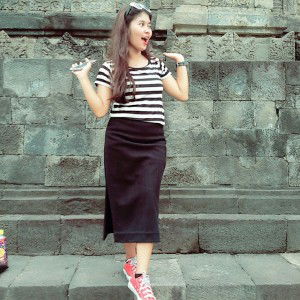 Henny Santika profile icon