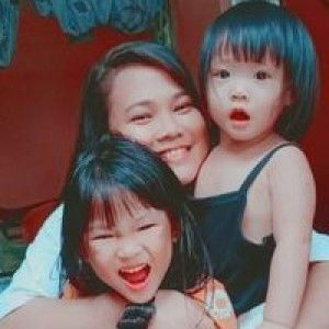 Aivy Naldoza profile icon