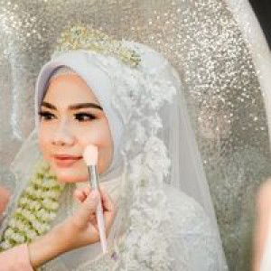 Dwi Indriani profile icon