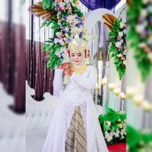 Suci Fitriani profile icon