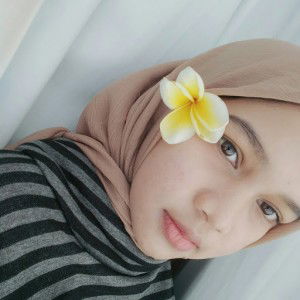 Safira Roza profile icon