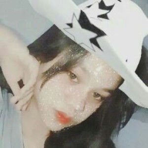 Rowena Munoz profile icon