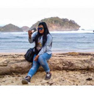 Indah Ita cahyani profile icon