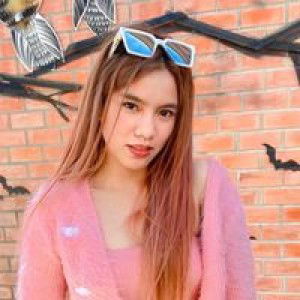 Parnisa Makhan profile icon