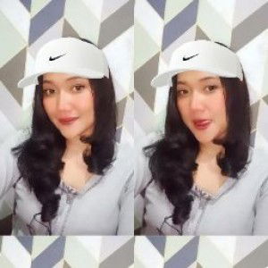 Novia Risvani profile icon