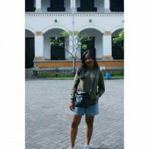 dhina kusuma profile icon