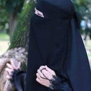 Ayu Novita S profile icon