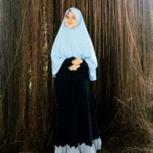 Putri aprianti Wulandari profile icon