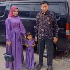 Putri Ayuni Wijaya profile icon