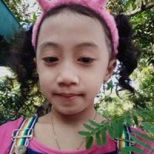 Indah Sari profile icon