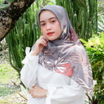 Nia Suherlan profile icon