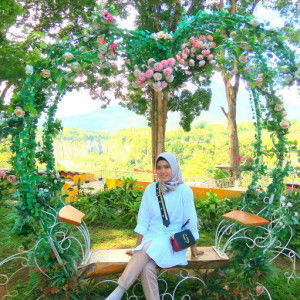 Luciana Lidya sari profile icon