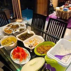 Etty Lusia profile icon