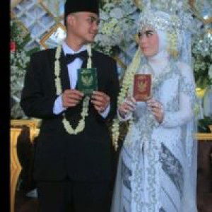 Cicih Sullastrii profile icon