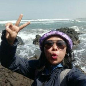 Nina Sri Wahyuni profile icon