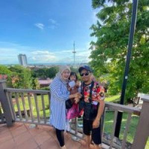 Nur Salma profile icon