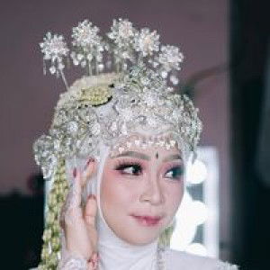 Dian Novita Rini profile icon