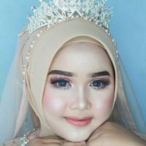 Indah Sari profile icon